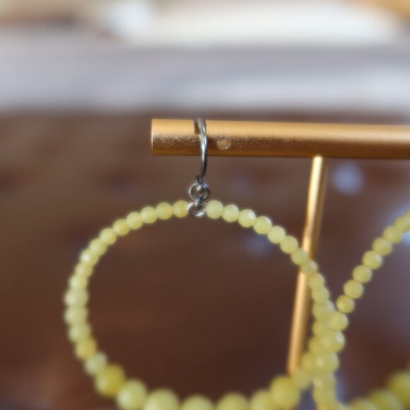 Chan Luu faceted light green jade (?) front facing hoops earrings 2" long drops - Picture 6 of 13